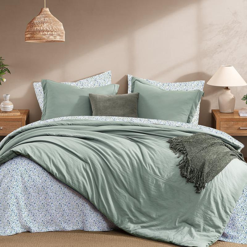 7-Piece Striped Comforter Set, Soft Microfiber Bedding Set with Matching Bed Accessories, Modern Farmhouse Coastal Style, Machine Washable